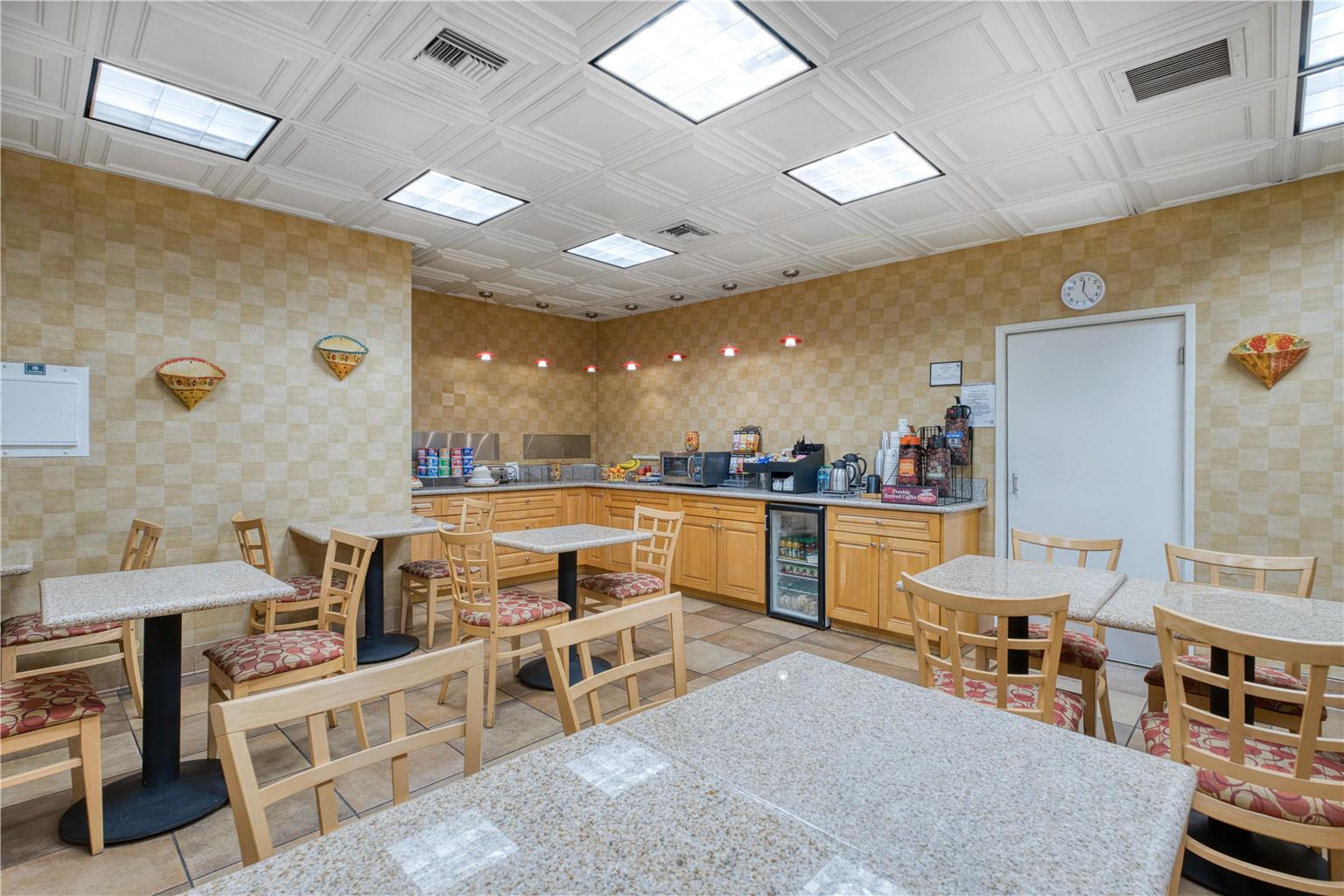SureStay Hotel by Best Western Camarillo - photo 6