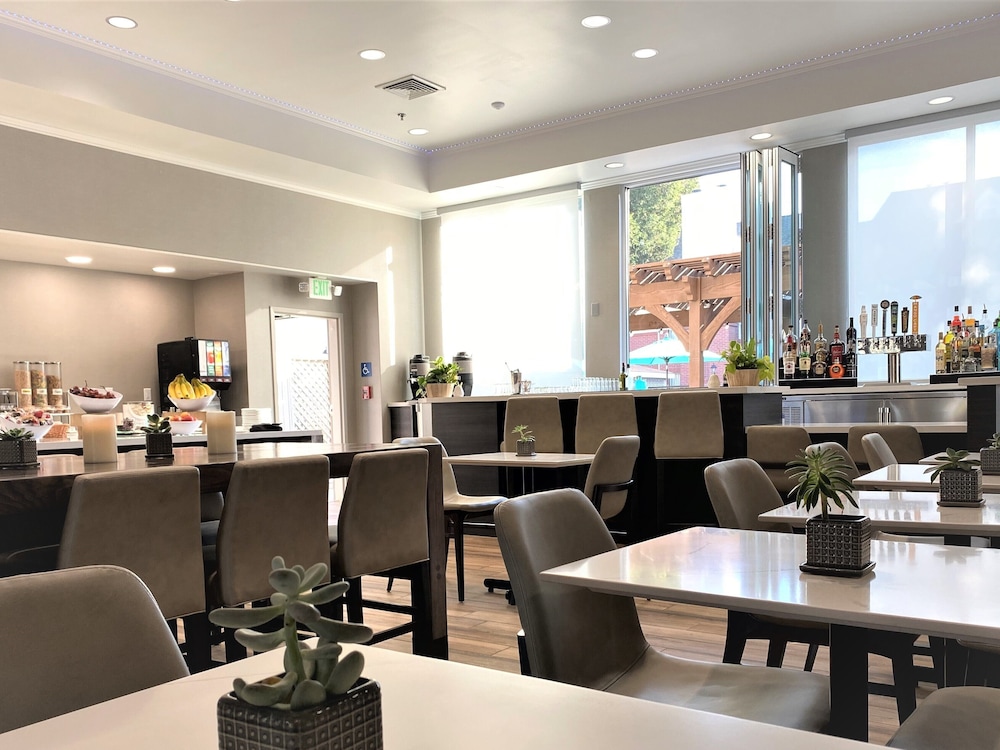 Residence Inn by Marriott Sacramento Airport Natomas - photo 40