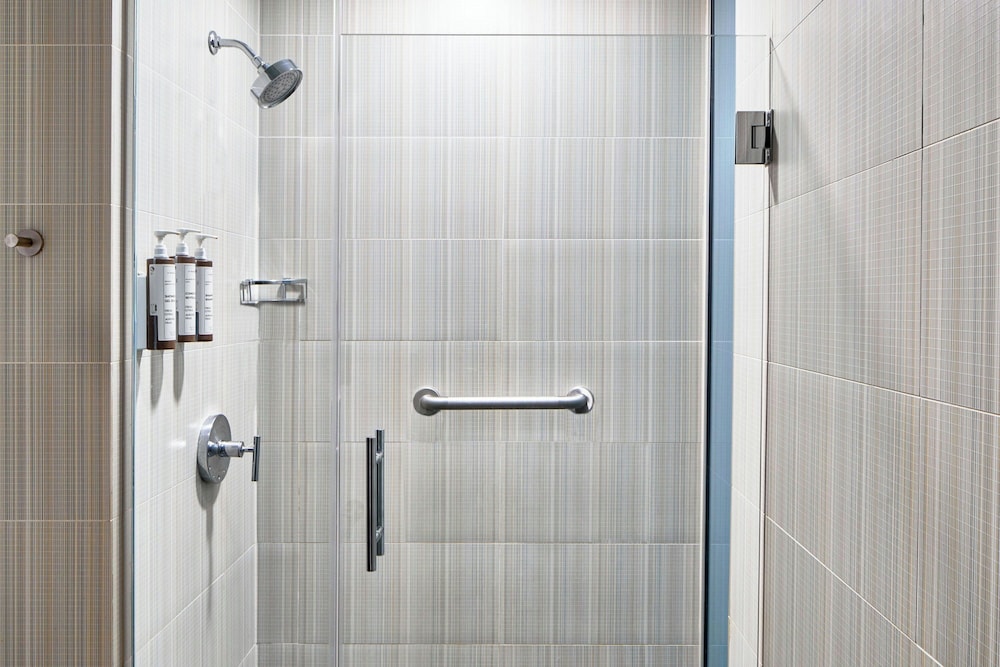 AC Hotel by Marriott National Harbor Washington D.C. Area - photo 32