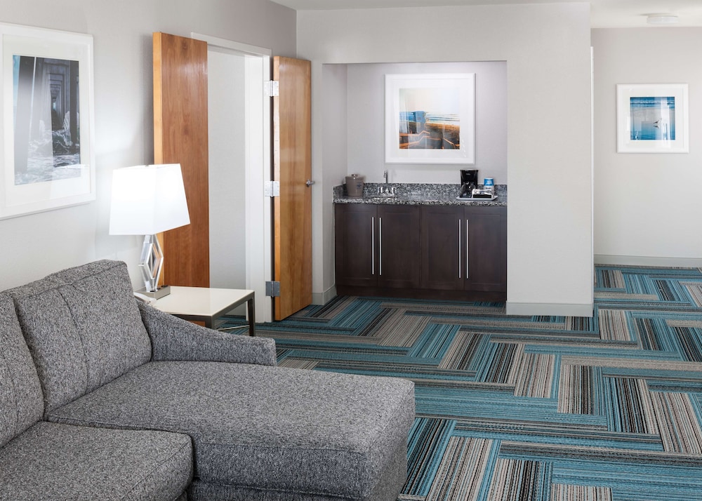 Hampton Inn San Diego Downtown - photo 19