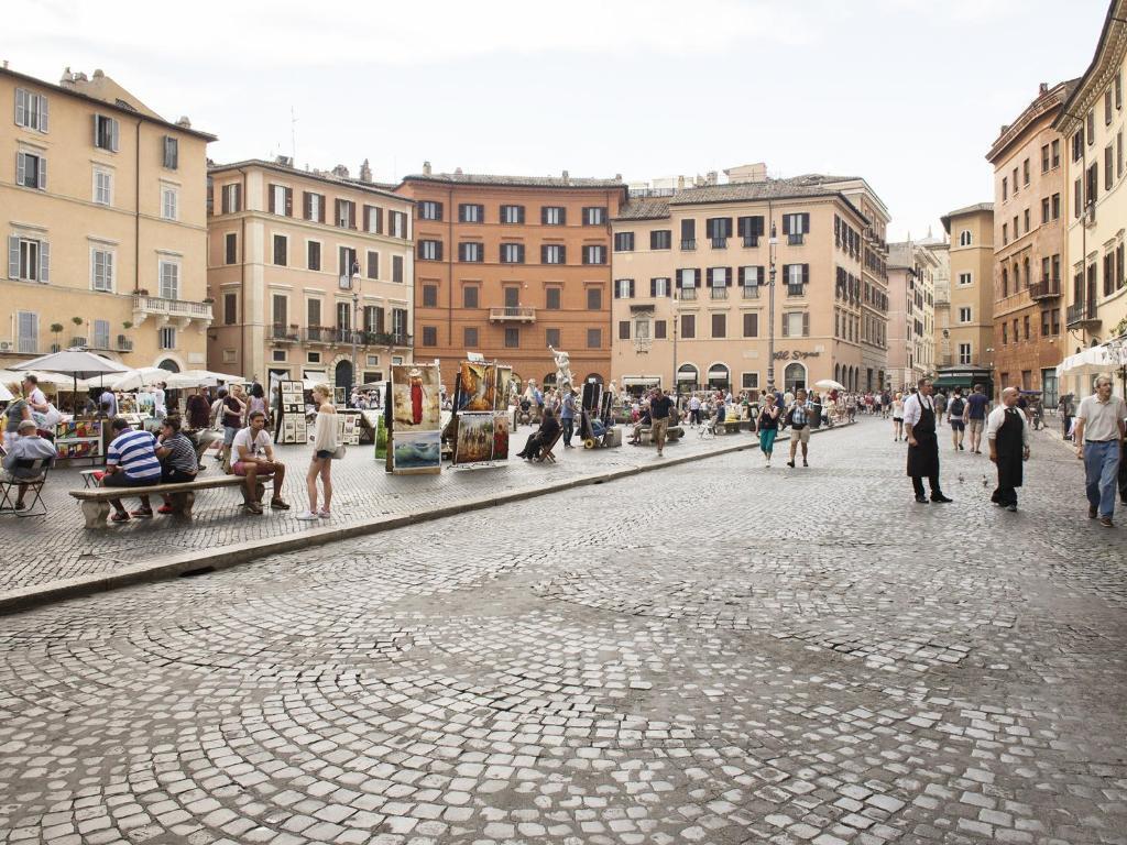 Navona 49 Luxury Suites&Apartment — 4-Star Luxury Hotel in Rome, Italy