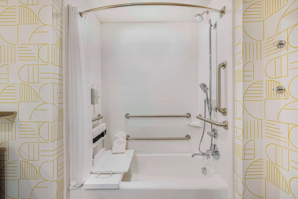 Home2 Suites by Hilton Colorado Springs Airport - photo 24