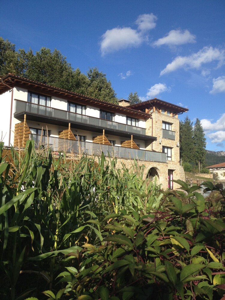 Ellauri Hotel Landscape Spa Adults Only — Zeanuri