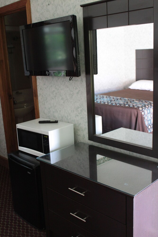 Wagon Wheel Inn - photo 4