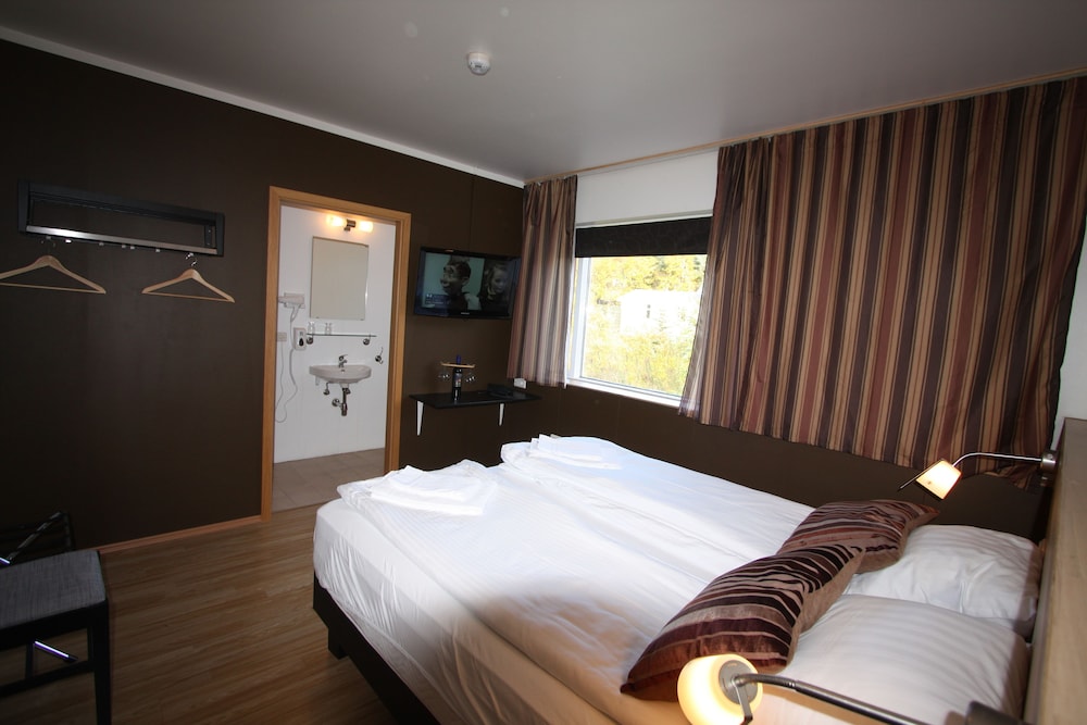 Hotel Post — Reydarfjoerdur — photo 5