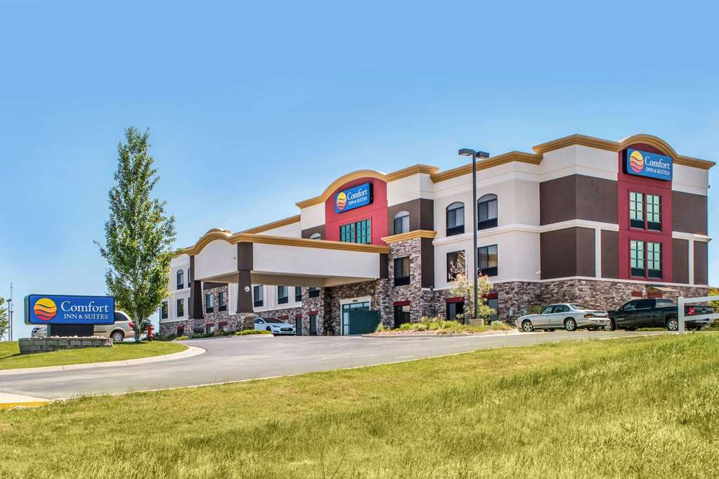 Comfort Inn & Suites Sheridan - photo 2