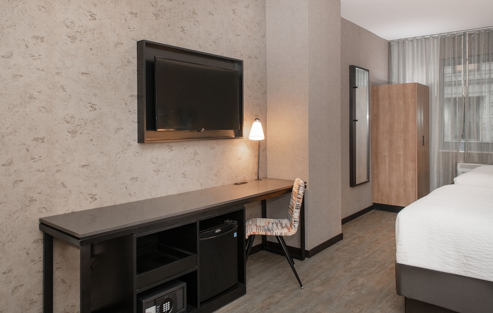 Courtyard by Marriott New York World Trade Center Area - photo 8