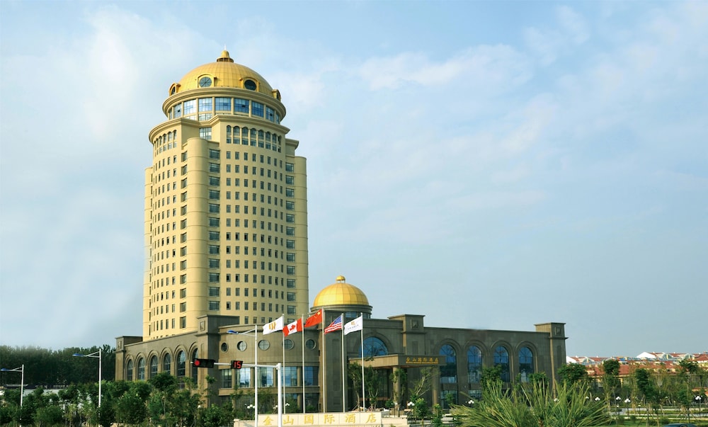 Jin Jiang Golden Mountain International Hotel — hotel in Yantai