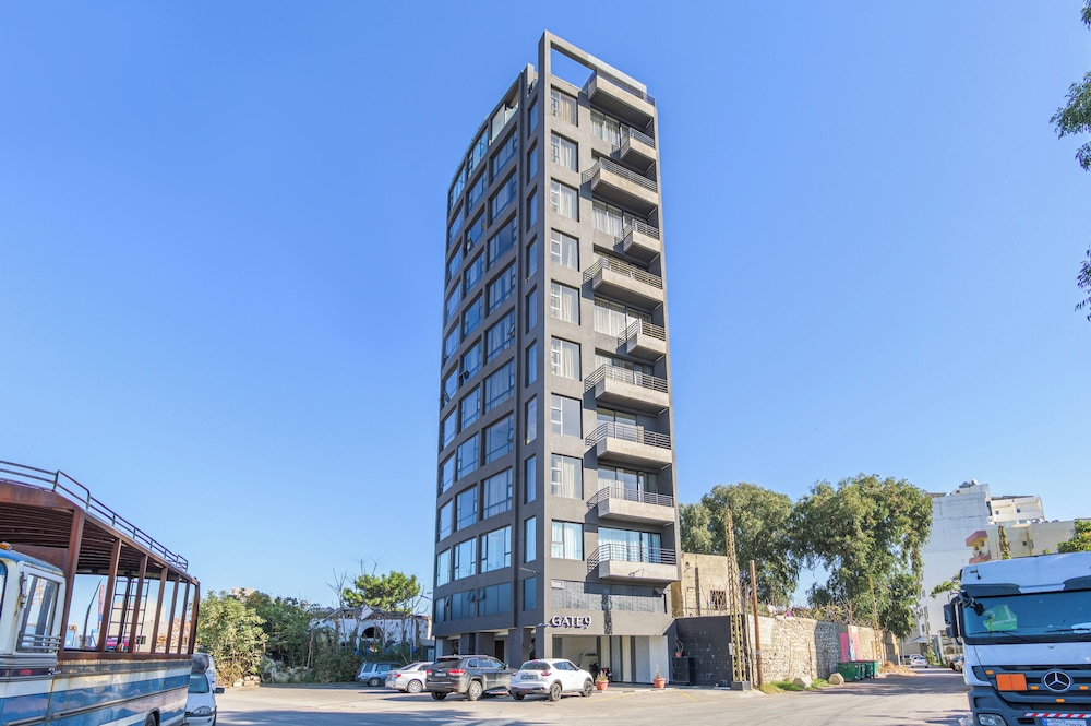 Gate 9 Tower Studios & Apts Mar Mikhael - last minute hotel in Beirut