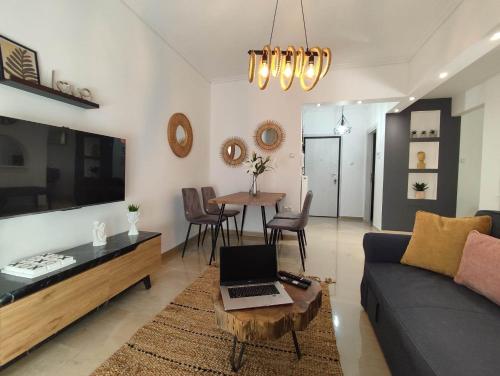 Haris modern apt. near the sea — 4-Star Luxury Hotel in Thessaloniki, Greece