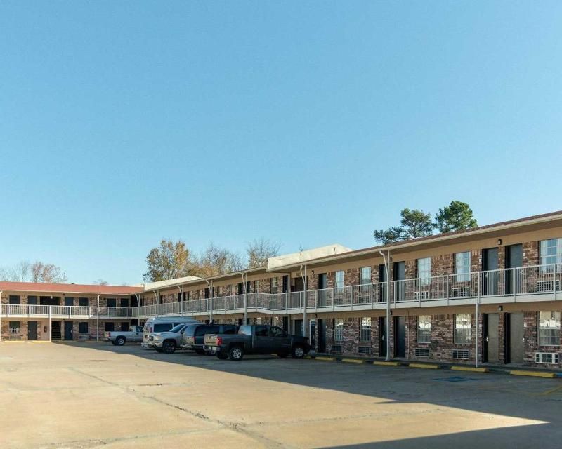 Econo Lodge Russellville I 40 - photo 17