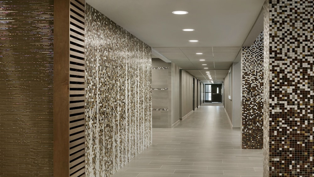 Holiday Inn Express Williamsbrg Busch Gardens Area by IHG - photo 35