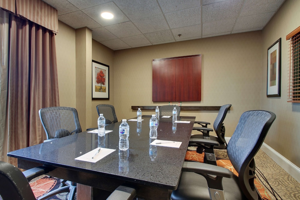 Hampton Inn Warner Robins - photo 46