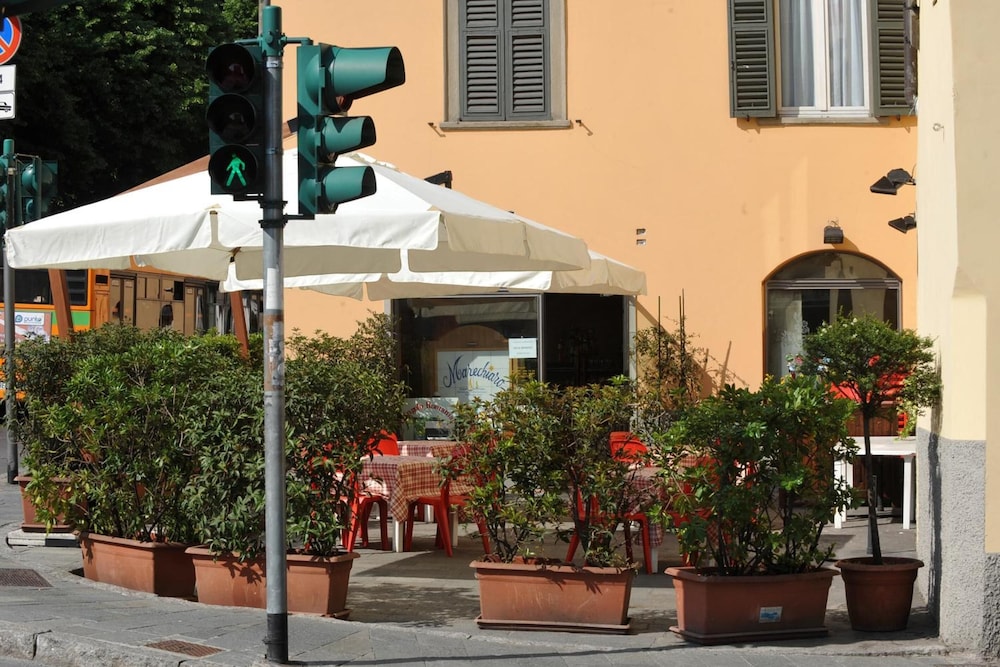 B&B Sant'Antonio De Foris — 4-Star Luxury Hotel in Bergamo, Italy