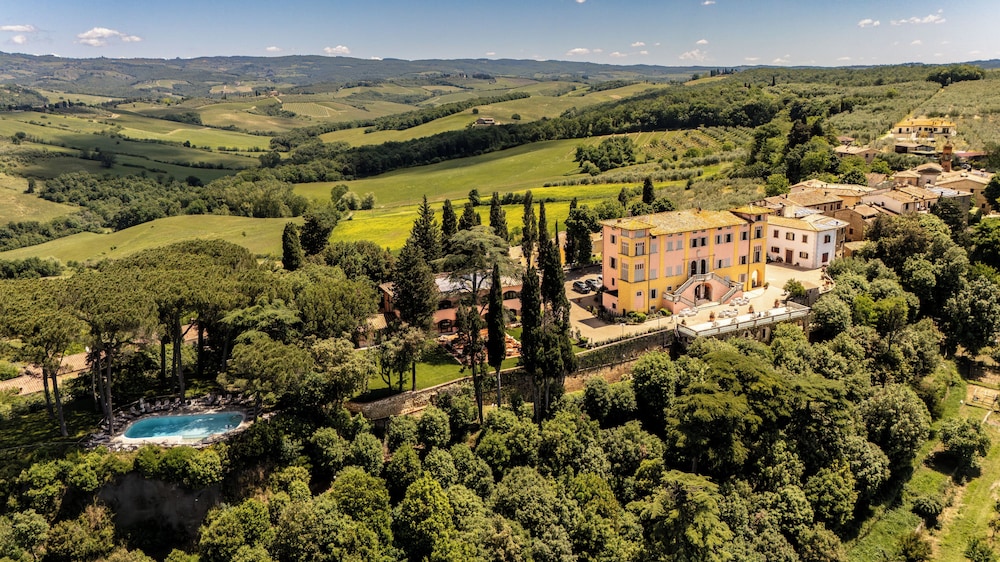 Villa Lecchi Hotel Wellness in Poggibonsi, Italy