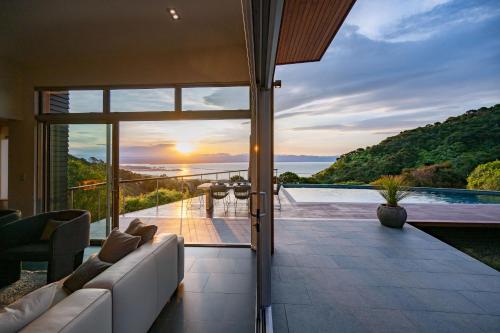 Okoro Villa — 4-Star Luxury Hotel in Nelson, New Zealand