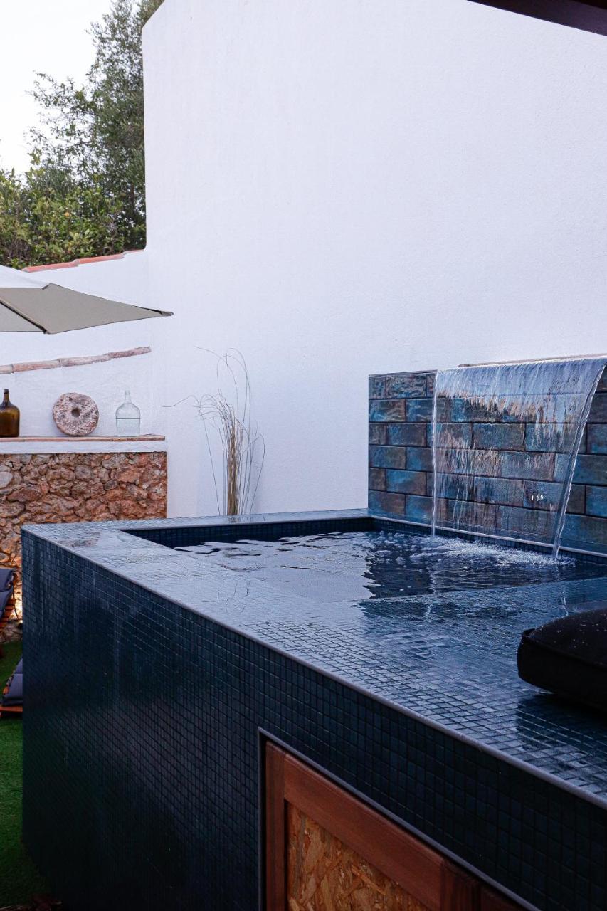Casa Rústica Em Alte Karmea Houses — 4-Star Luxury Hotel in Loule, Portugal