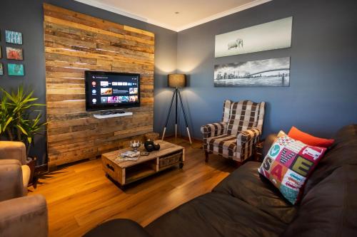 Modern Shabby Chic Apartment
