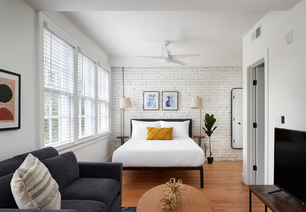 Kasa Studio Revival Atlanta - photo 3