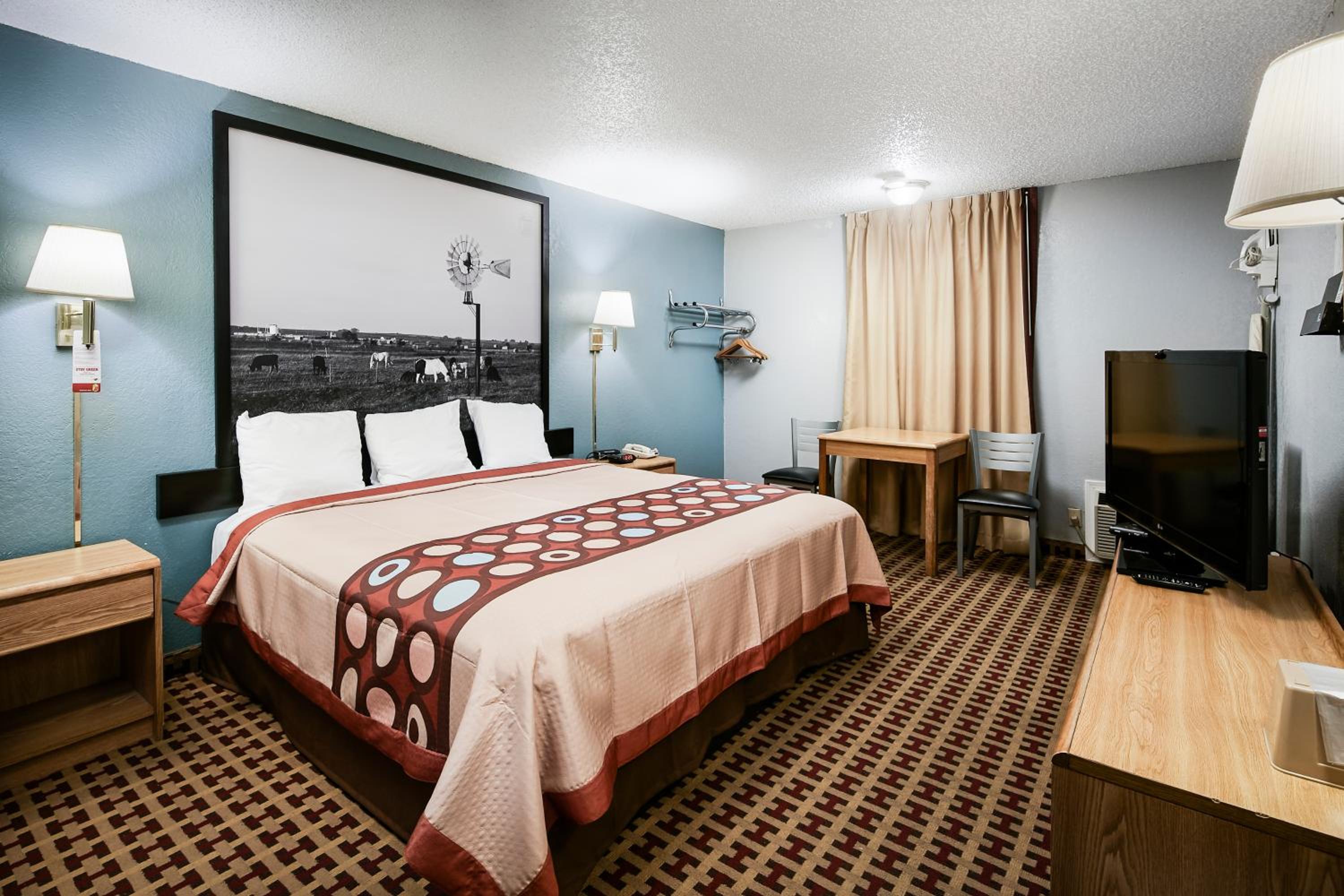 Super 8 by Wyndham Elk City - photo 12