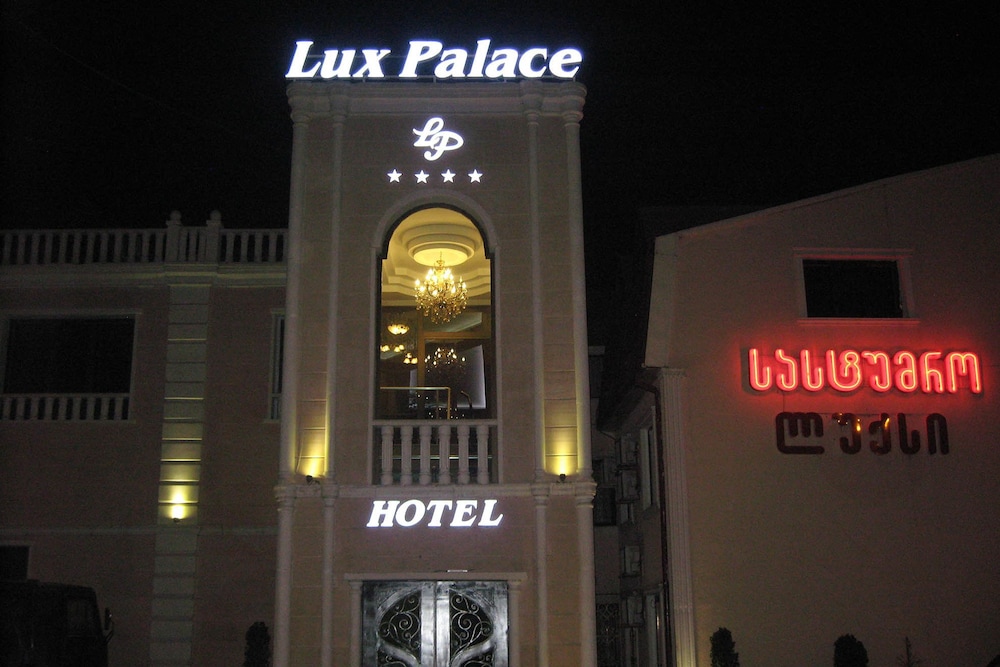 Lux Palace Hotel — hotel in Kutaisi