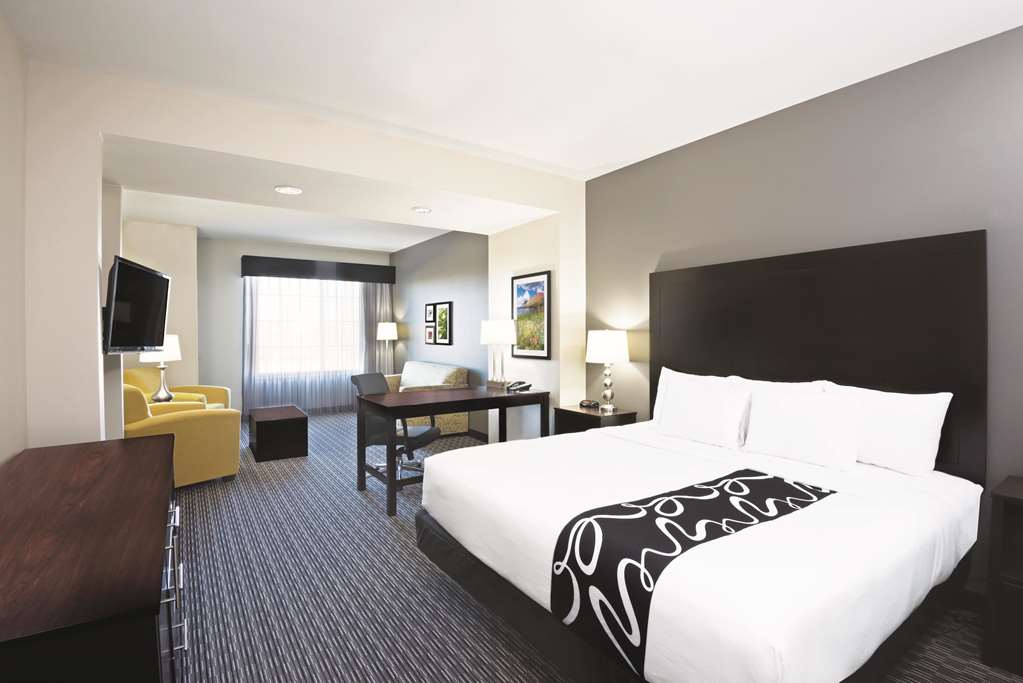 La Quinta Inn & Suites by Wyndham Billings - photo 13