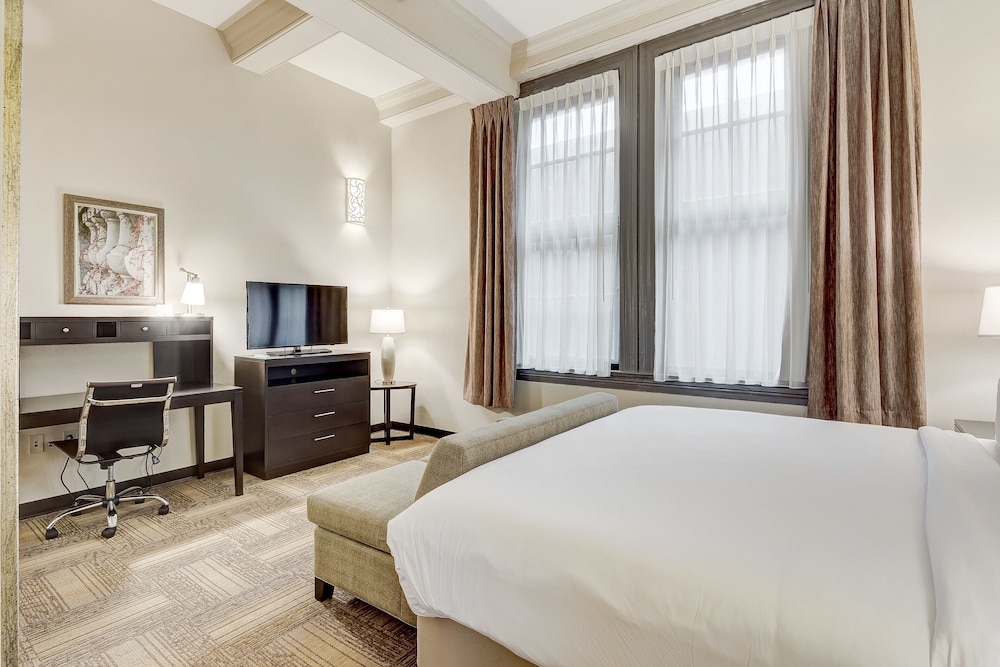 Staybridge Suites Baltimore Inner Harbor by IHG - photo 27