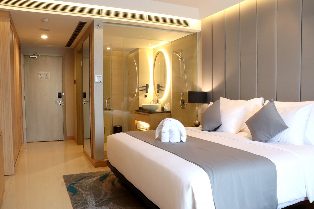 Morazen Surabaya - carbon neutral hotel in Surabaya