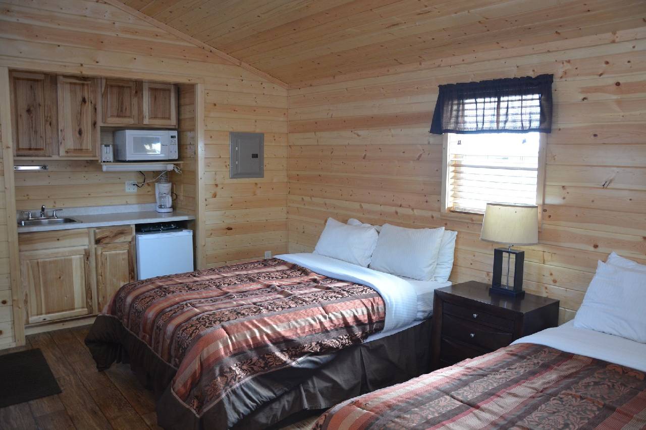 Roosevelt Inn and Suites - photo 25