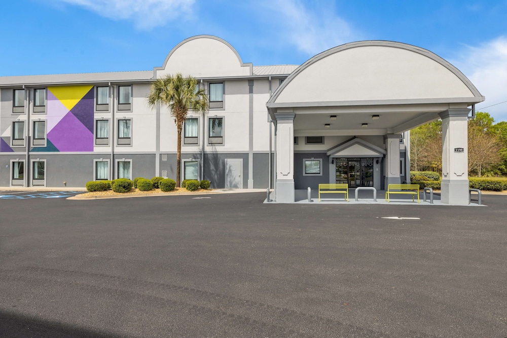 Spark by Hilton Tifton - photo 52