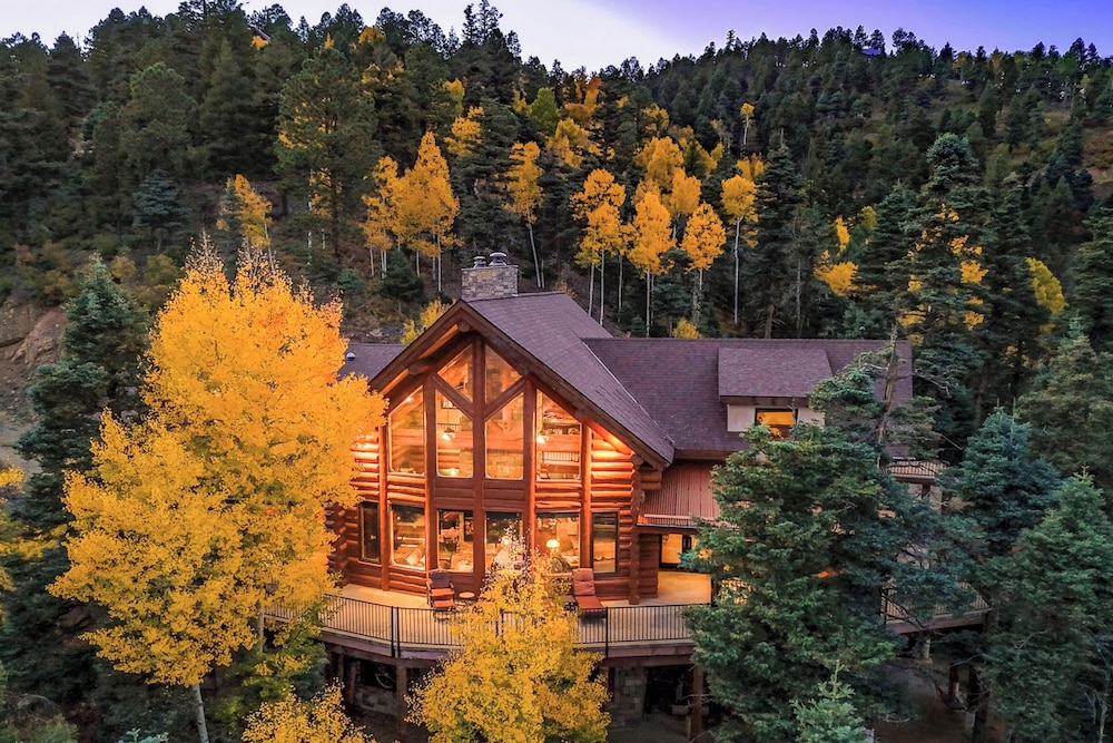 Secluded Angel Fire Retreat: Deck Stunning View in Angel Fire, United States