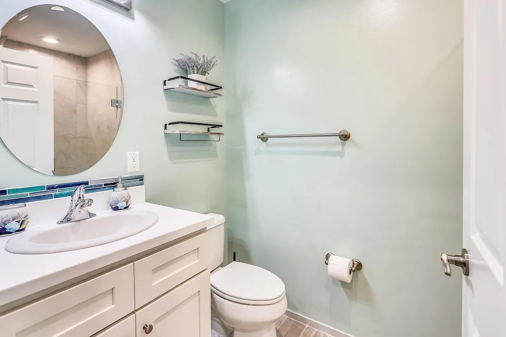 Madeira Bay Resort I 1604 Brand new With Amazing Gulf View - photo 8