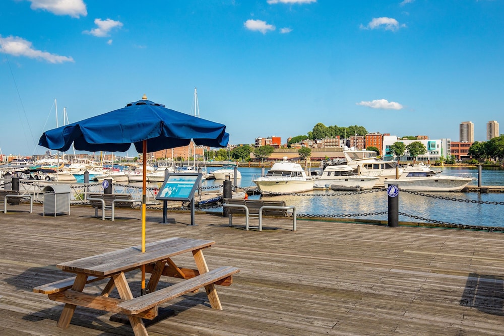 Residence Inn by Marriott Boston Harbor on Tudor Wharf - photo 36