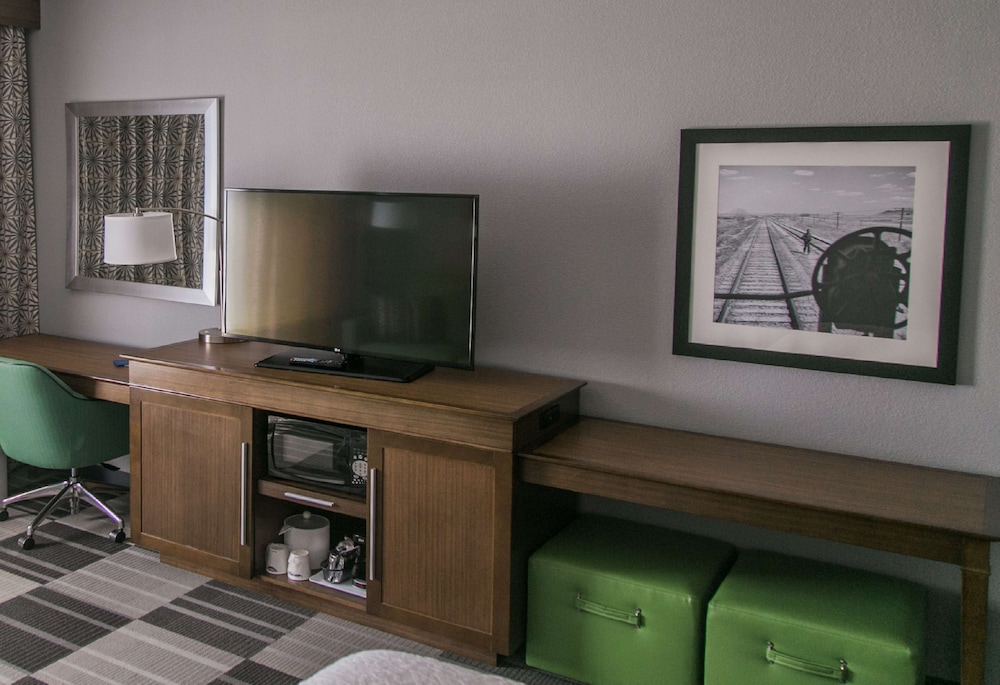 Hampton Inn & Suites Amarillo East - photo 9