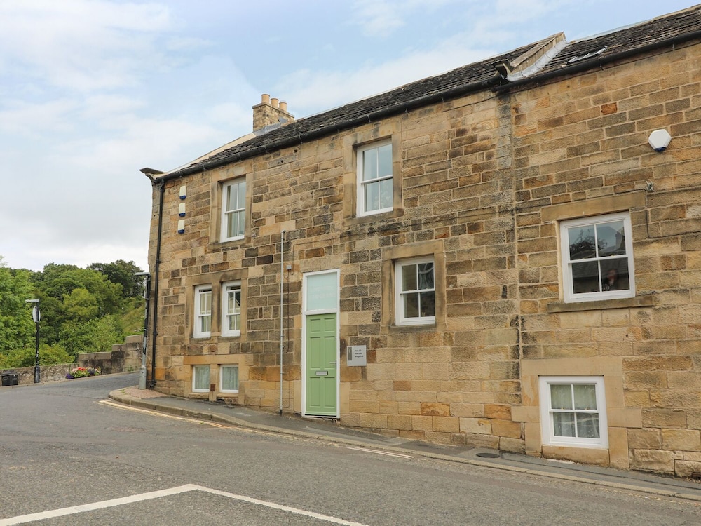 2 Riverside — 4-Star Luxury Hotel in Barnard Castle, United Kingdom