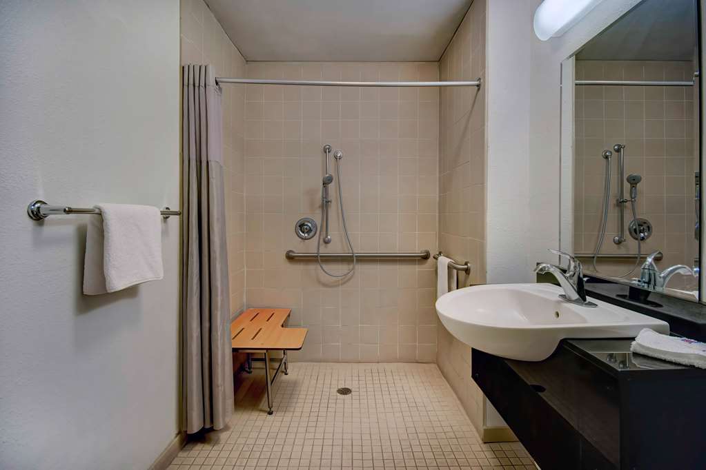 Motel 6 Douglas AZ - photo 13