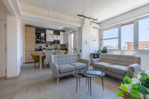 GuestHost Charming Modern Apartment in Pisa — 4-Star Luxury Hotel in Pisa, Italy
