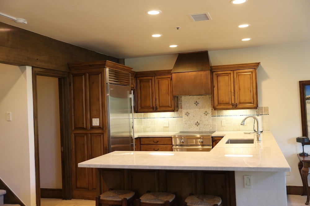 Viking Two Bedroom Loft 2 Apartment Hotel by RedAwning - photo 6