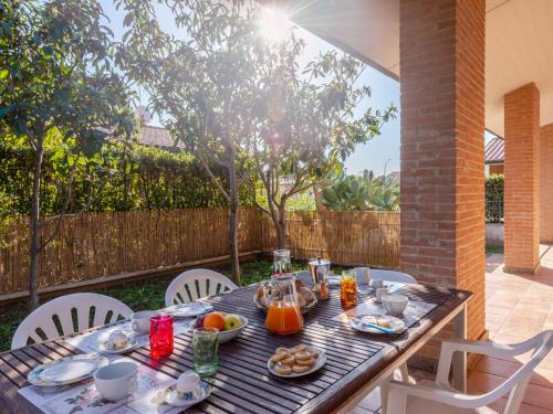 Holiday Home Il Cortile by Interhome — 4-Star Luxury Hotel in Follonica, Italy