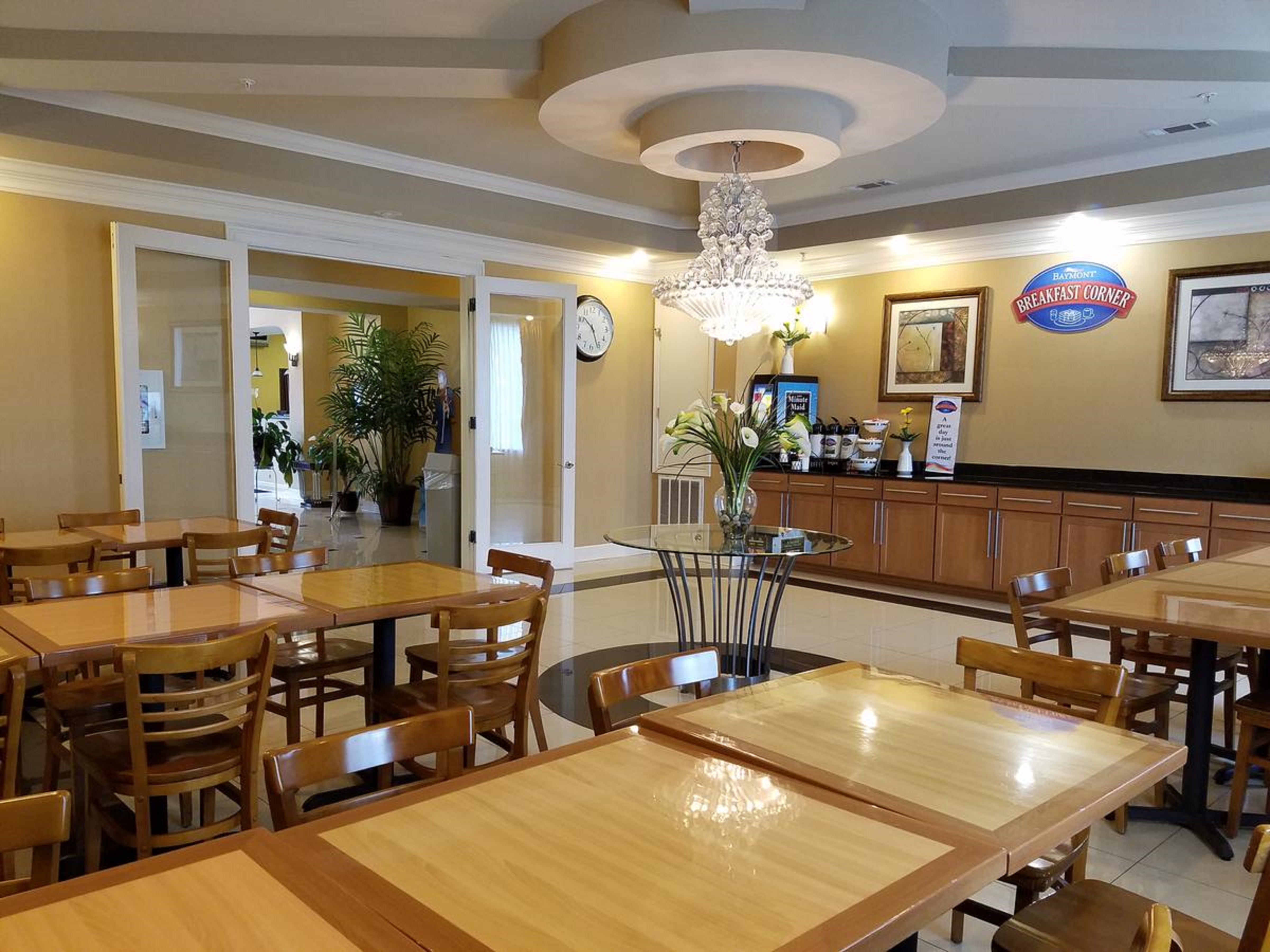 Baymont by Wyndham Marrero - photo 10