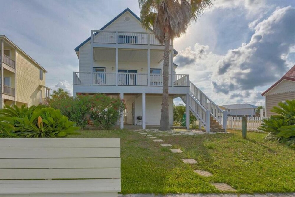 Beach Haven by Meyer Vacation Rentals — 4-Star Luxury Hotel in Gulf Shores, United States