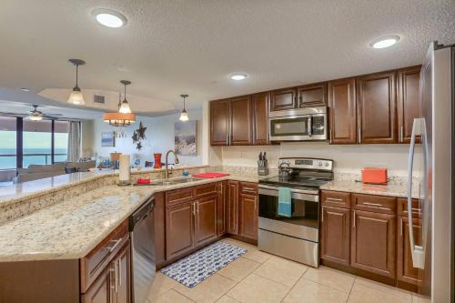 12B Crescent Beach Club - photo 18