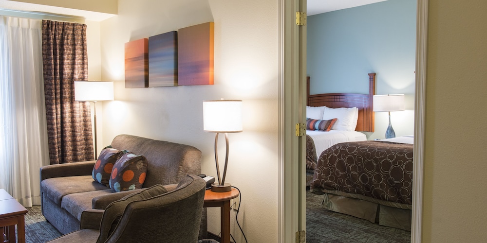 Staybridge Suites Fargo by IHG - photo 12