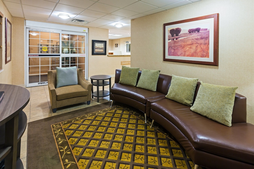 Candlewood Suites Owasso an IHG Hotel - photo 3