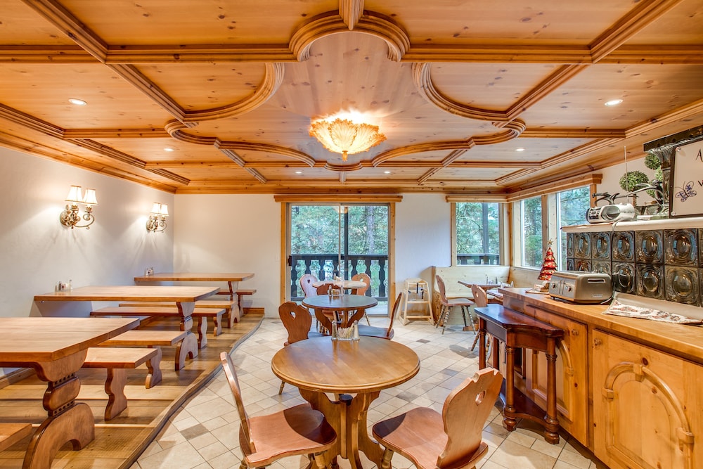 Alpine Rivers Inn — Leavenworth