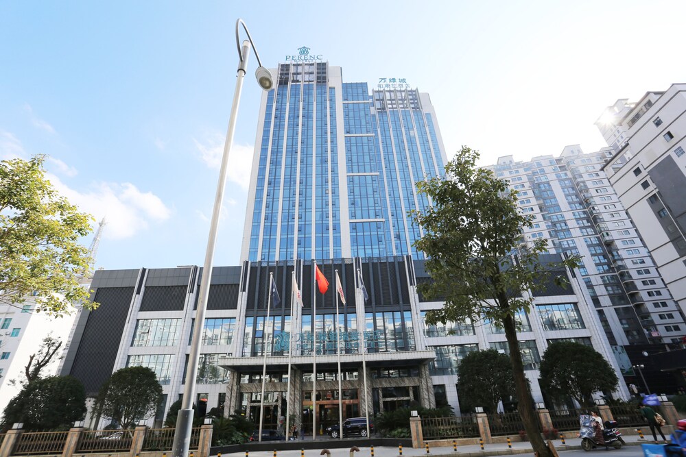 Anshun Perenc Hotel — 4-Star Luxury Hotel in Anshun, People's Republic of China