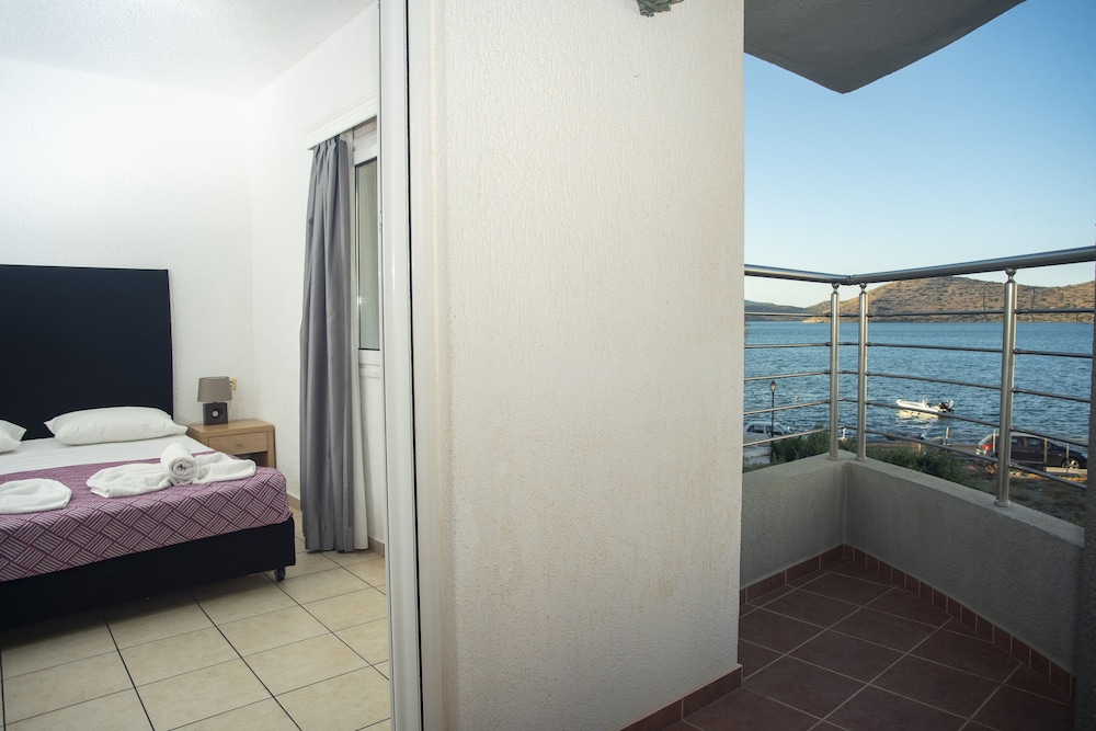 Elounda Alikes Suites & Studios — Agios Nikolaos — photo 4