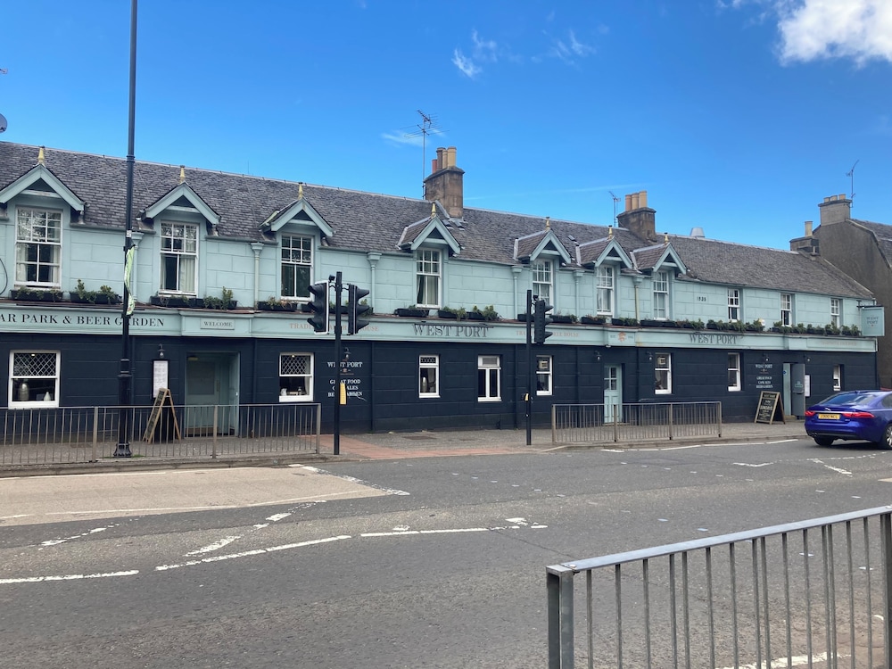 West Port Hotel — hotel in Linlithgow