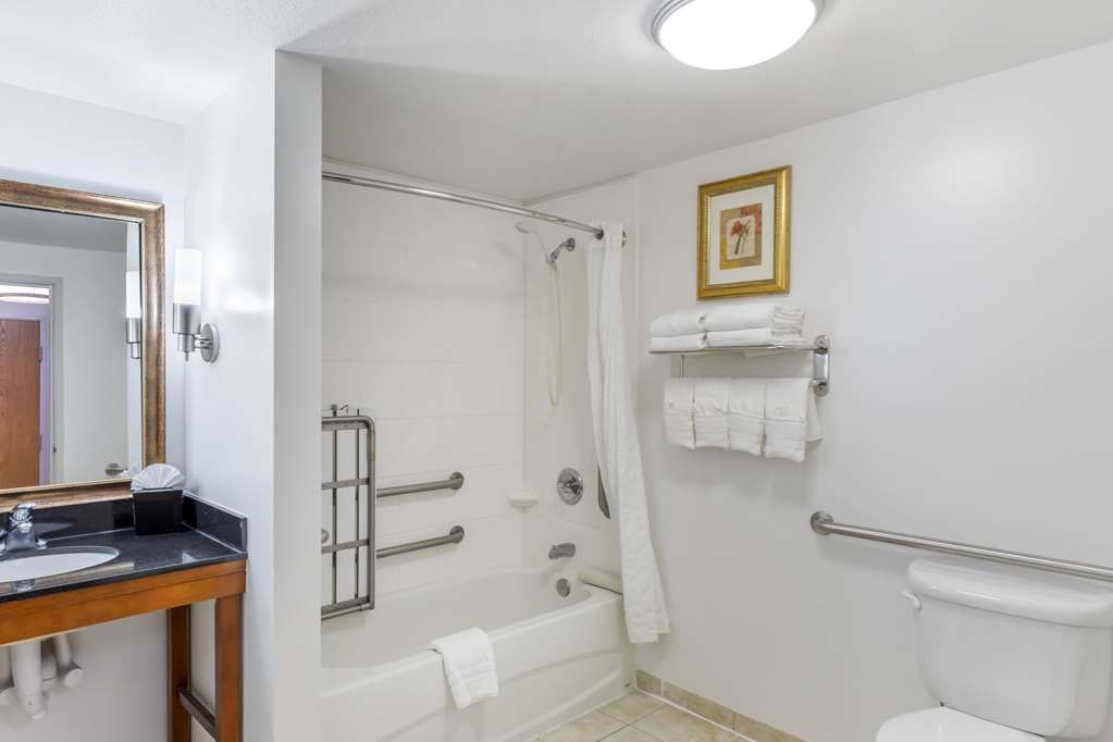 Comfort Suites Longmont - photo 3