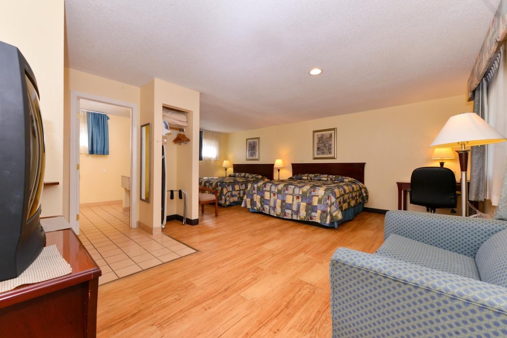 Tower Inn And Suites Of Guilford Madison - photo 20